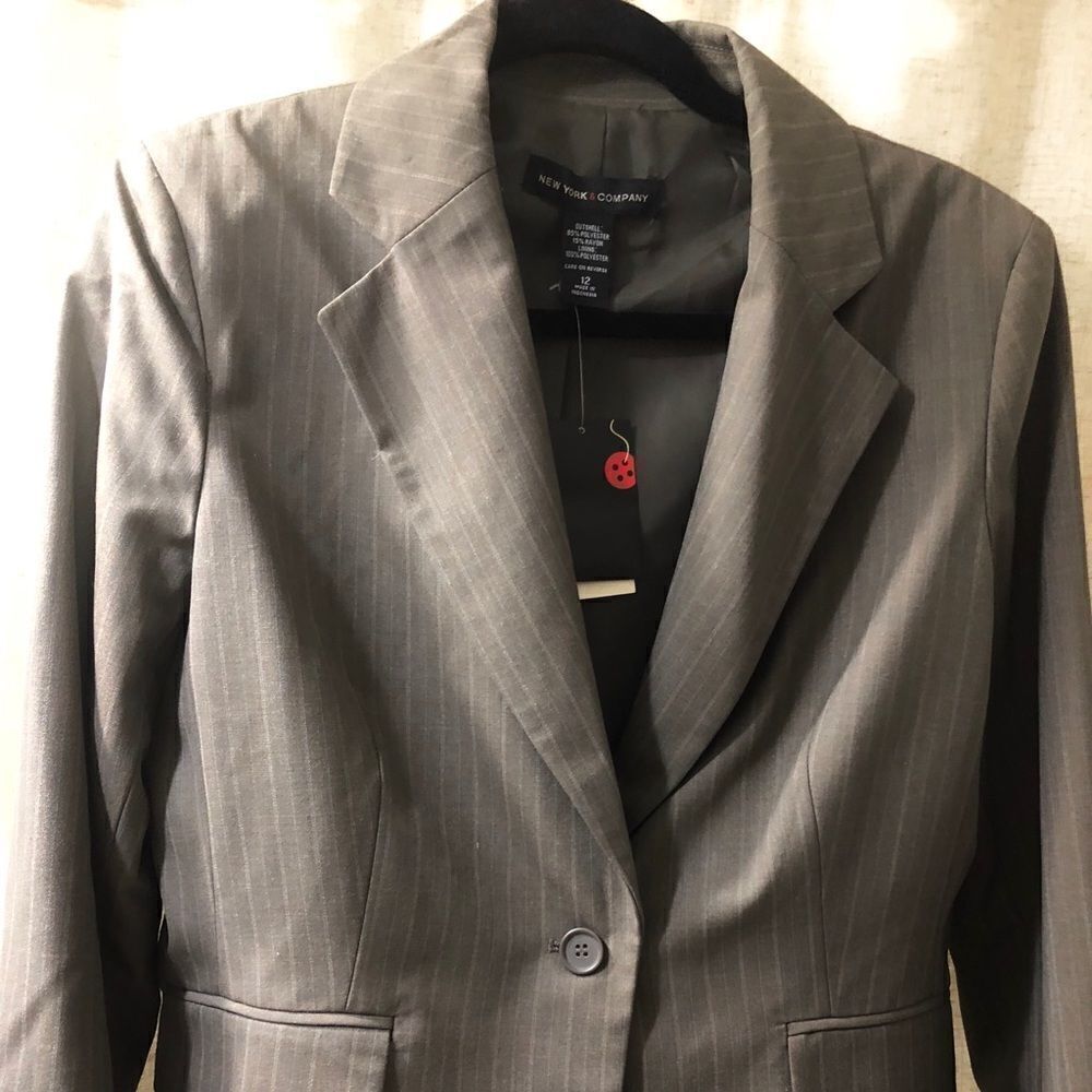 ny&company light brown/blue stripe blazer, size 12
